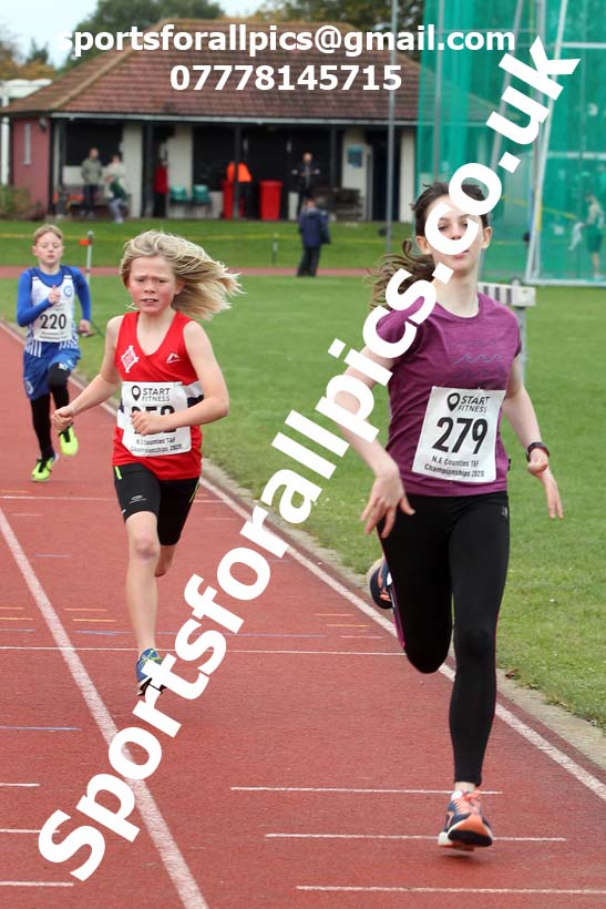 800 metres, NECAA Open Meeting, Morpeth, Sunday, October 18th. David T. Hewitson/Sports for All Pics